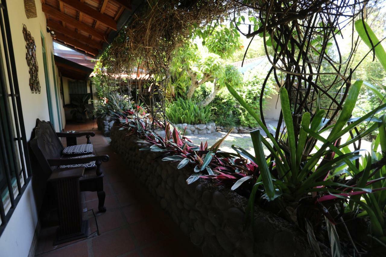 Tierra Magica And Art Bed & Breakfast 3*