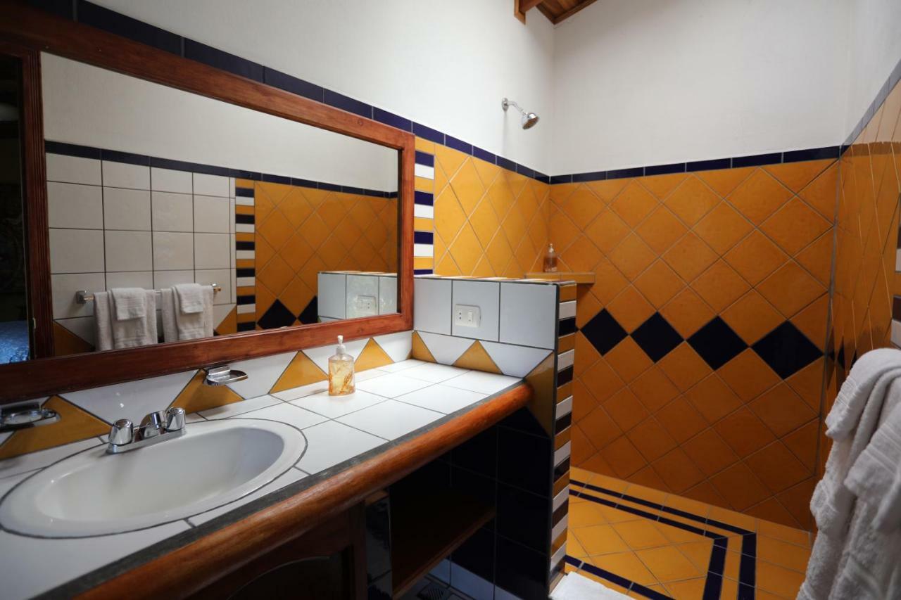 Tierra Magica And Art Bed & Breakfast